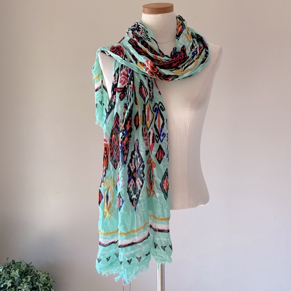 Vera Bradley soft fringe scarf Pueblo 💯 viscose multi color Aztec mint green - Picture 6 of 17